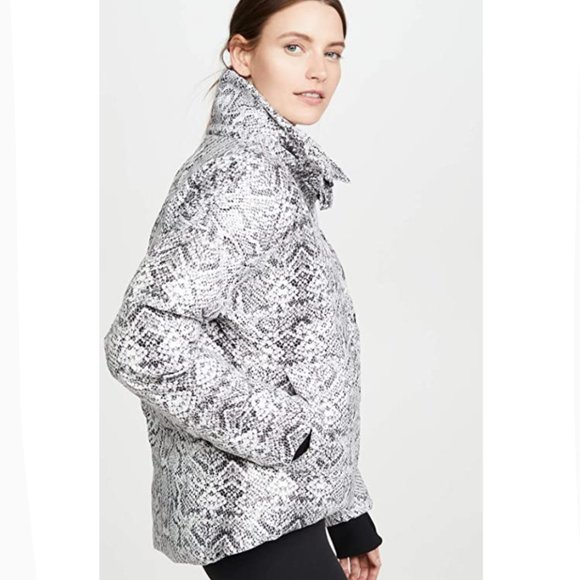 ❤️NWOT Varley Highland Puff Jacket Contrast Snake Size Large - Picture 5 of 11